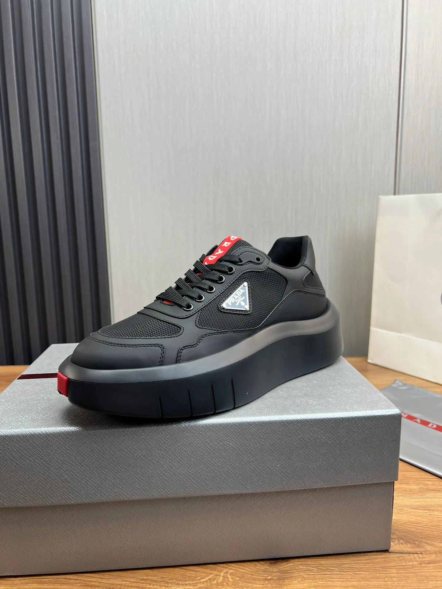Men's shoes 💰620💰 [PRADA] Men's shoes are popular in the counter, official website is synchronized, high-quality shipments ✔️Original cowhide stitching mesh + cowhide lining, 1🆚1 replica, original original bottom, 38-45 (45 customized, non-refundable)